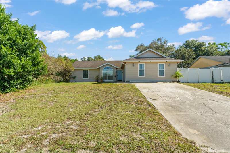4 bedroom Single Family Residence at 961 Millenbeck Avenue, Deltona Lakes Unit 66, Deltona — photo 1