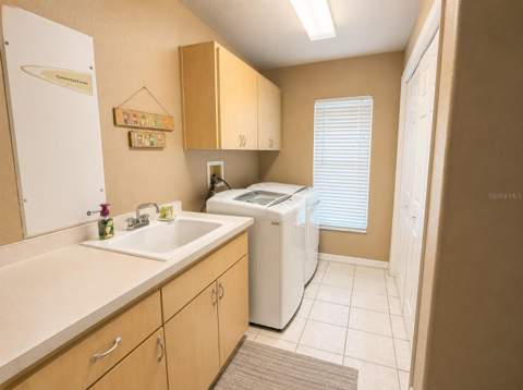 7552 River Country Drive, Weeki Wachee FL - photo 17 of 39