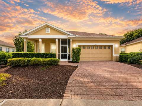 122 Flame Vine Way, home for sale in Groveland 34736