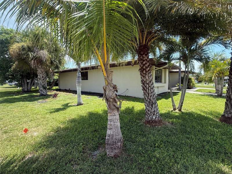 4 bedroom Single Family Residence at 2516 Baltic Avenue, Port Charlotte Golf Crse Sec, Port Charlotte — photo 5