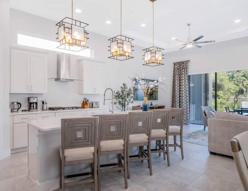 6 bedroom Single Family Residence at 1241 Castle Pines Court, Reunion West Village 3A, Kissimmee — photo 5