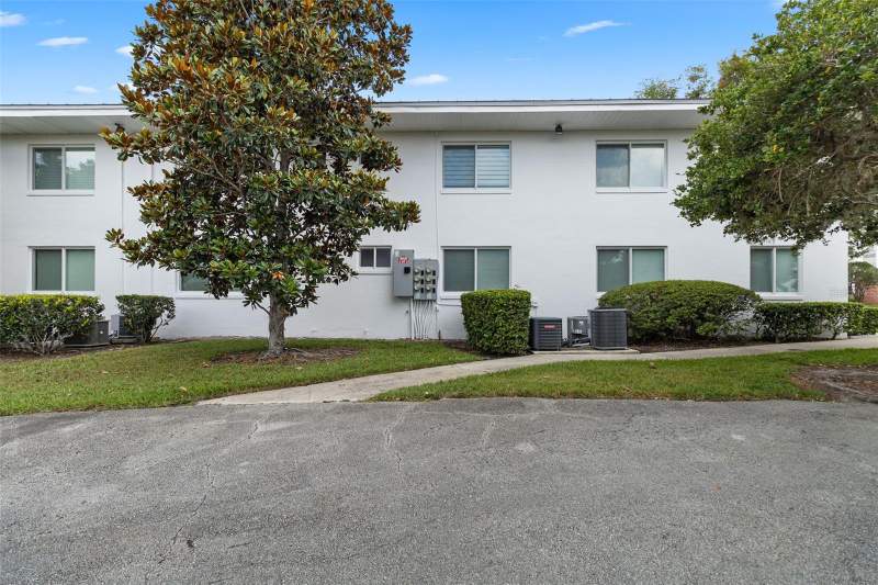 1 bedroom Condominium at 1140 S Orlando Avenue #E11, Lake Maitland Terrace Apts, Maitland — photo 2