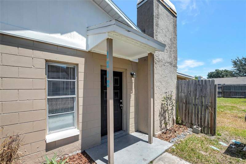 2 bedroom Single Family Residence at 1212 Coolmont Drive, Heather Lakes Unit Xvi, Brandon — photo 4