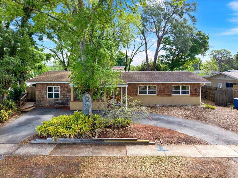 3 bedroom Single Family Residence at 2561 58th Street, Westgate Heights South, St Petersburg — photo 1