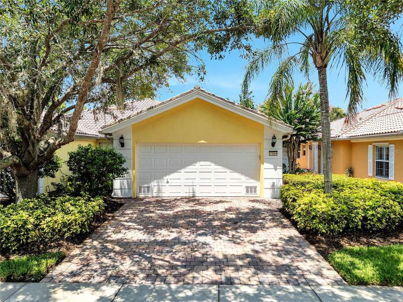 Villagewalk At Lake Nona
