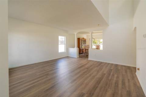 4401 Evergreen Forest Loop, Kissimmee FL - photo 8 of 35
