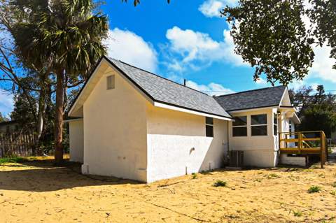 426 S Disston Avenue, Tarpon Springs FL - photo 6 of 6