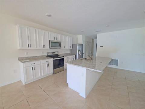2936 Sunridge Loop, St Cloud FL - photo 6 of 12