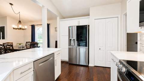 6441 Silver Oaks Drive, Zephyrhills FL - photo 12 of 34