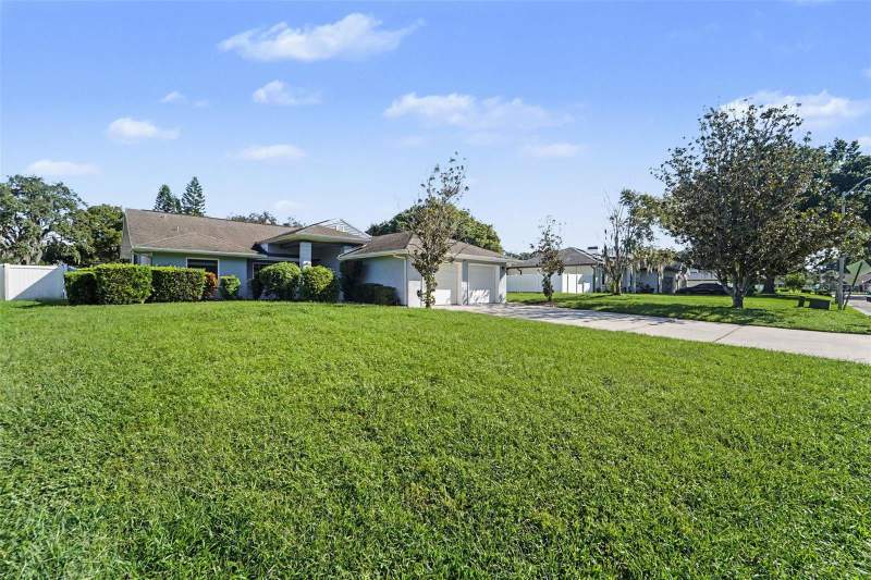 3 bedroom Single Family Residence at 8807 Wellesly Court, Lake Grace Estates, Odessa — photo 3