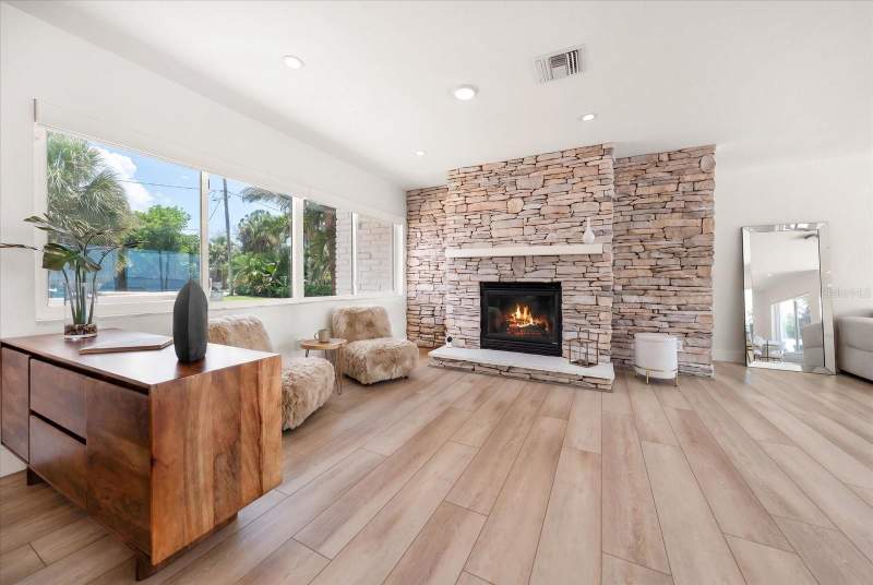 3 bedroom Single Family Residence at 1854 Venetian Point Drive, Venetian Point, Clearwater — photo 5