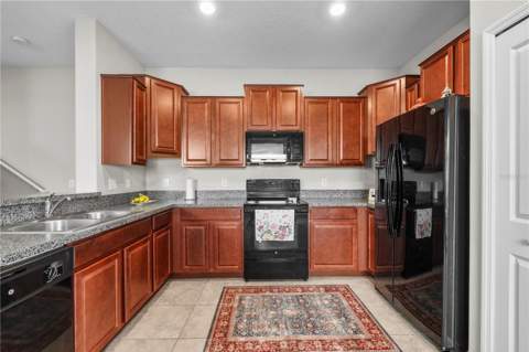 7667 Ginger Lily Court, Tampa FL - photo 17 of 62