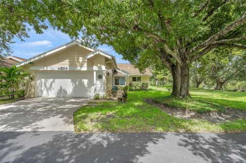 4239 Carriage Drive #36, home for sale in Sarasota 34241