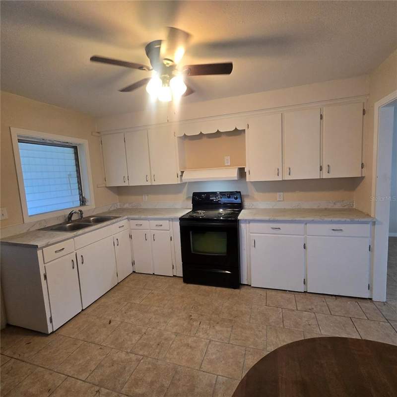 3 bedroom Single Family Residence at 1803 W Granfield Avenue, Forest Park East, Plant City — photo 5