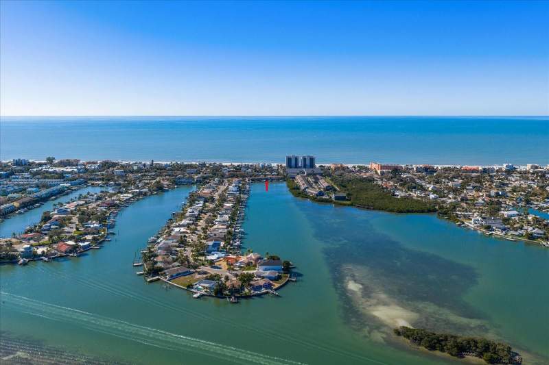 2 bedroom Condominium at 829 E Gulf Boulevard #107, La Hacienda Condo, Indian Rocks Beach — photo 3