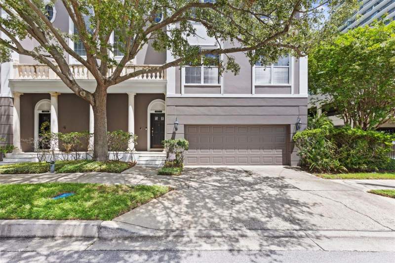 Oakmont TownhomesHomes for Sale in Tampa, FL