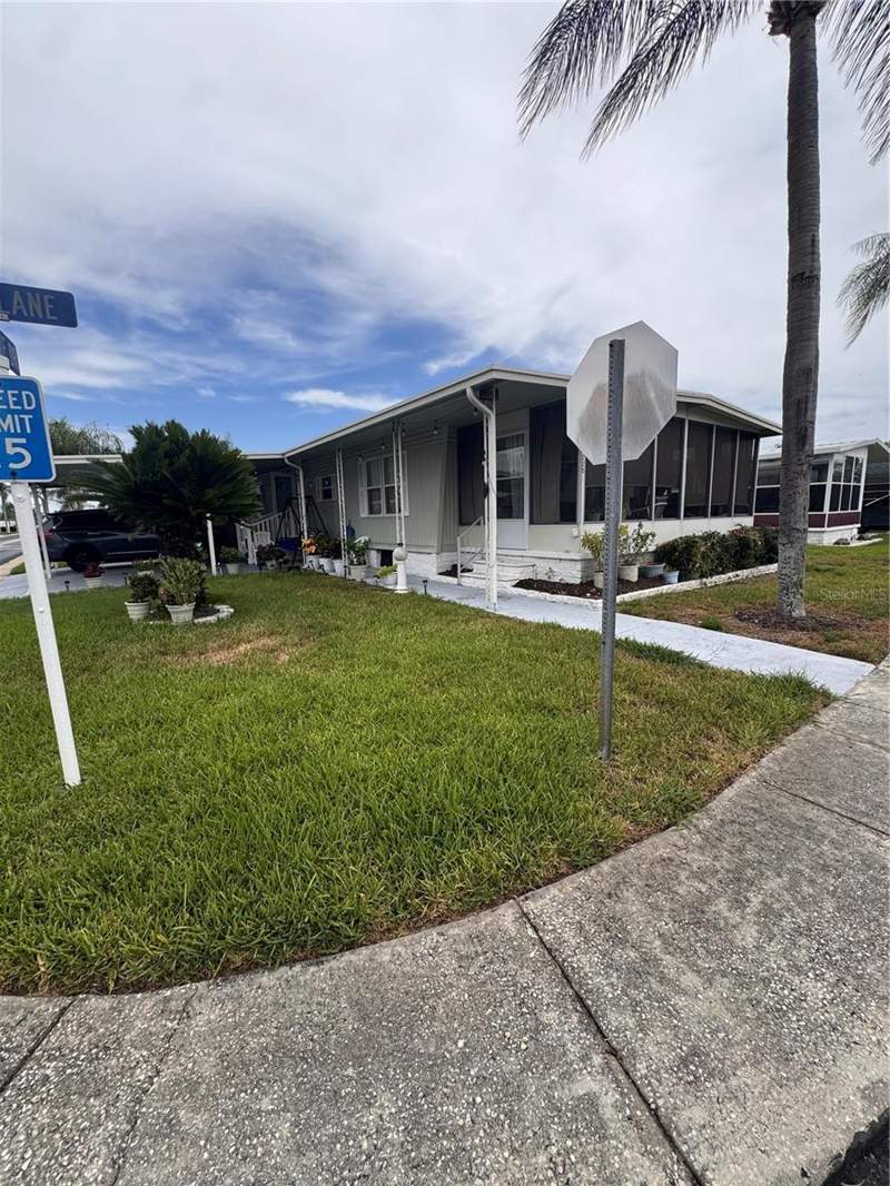 2 bedroom Mobile Home at 225 Dixie Lane, Tarpon Shores Mobile Home Village Unrec, Tarpon Springs — photo 5