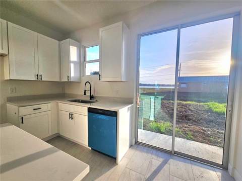 2068 Dixie Ave, Sanford FL - photo 6 of 25