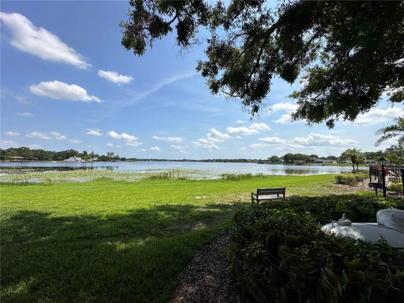 2 bedroom Condominium at 13709 Juniper Blossom Drive #0, Whispering Oaks, Tampa — photo 3