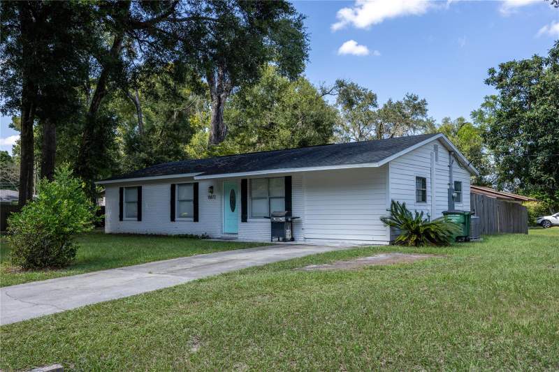 3 bedroom Single Family Residence at 15872 SW 133rd Lane, Archer Woods, Archer — photo 4