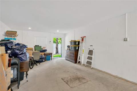 842 Tennyson Mill Circle, Tampa FL - photo 19 of 31