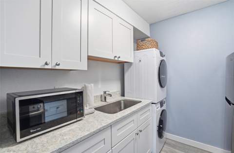 155 Medallion Boulevard #E, Madeira Beach FL - photo 12 of 33