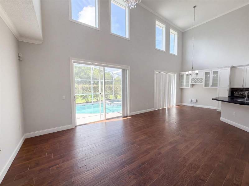 4 bedroom Single Family Residence at 2541 Jasmine Trace Drive, Jasmine Pointe At Crescent Lakes, Kissimmee — photo 3