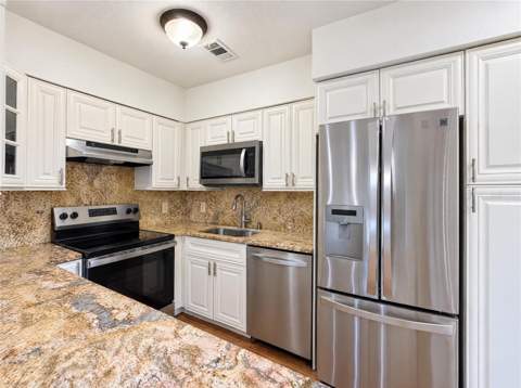 3205 W Rogers Avenue, Tampa FL - photo 7 of 26