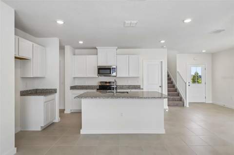 2700 Meadow Crest Drive, St Cloud FL - photo 8 of 31