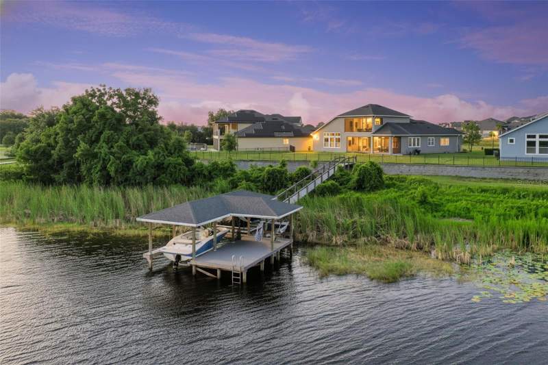 4 bedroom Single Family Residence at 17060 Secret Hollow Loop, Johns Lake Lndg Ph 5, Clermont — photo 2