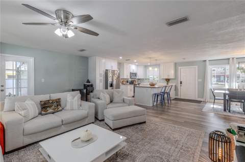 11615 Park Boulevard, Seminole FL - photo 6 of 6