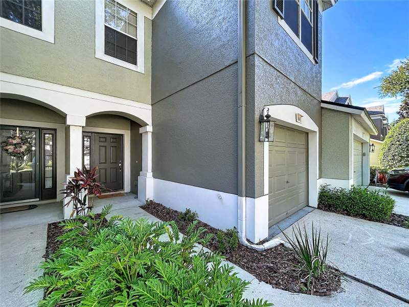 3 bedroom Townhouse at 4842 Barnstead Drive, Valhalla Ph 1-2, Riverview — photo 2