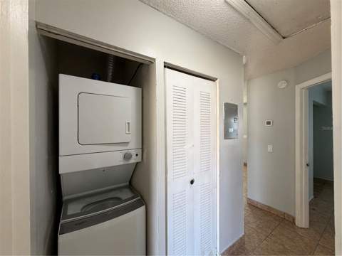 84 E Marbrisa Way, Kissimmee FL - photo 7 of 9