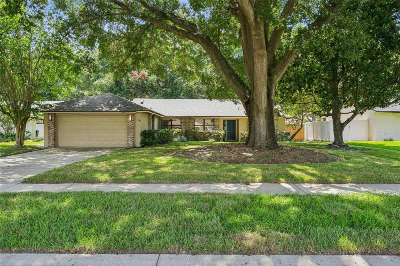 3 bedroom Single Family Residence at 9433 PALM TREE DRIVE, SILVER WOODS PH 03, WINDERMERE — photo 2