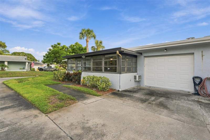 2 bedroom Villa at 1619 Whithorn Place #B, Highland Lakes Condo, Palm Harbor — photo 4