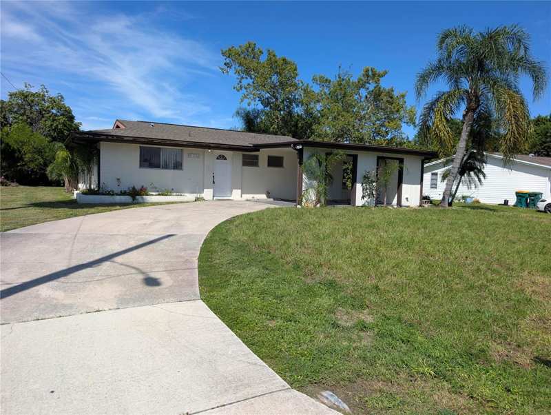 2 bedroom Single Family Residence at 21358 Burkhart Drive, Port Charlotte, Port Charlotte — photo 1