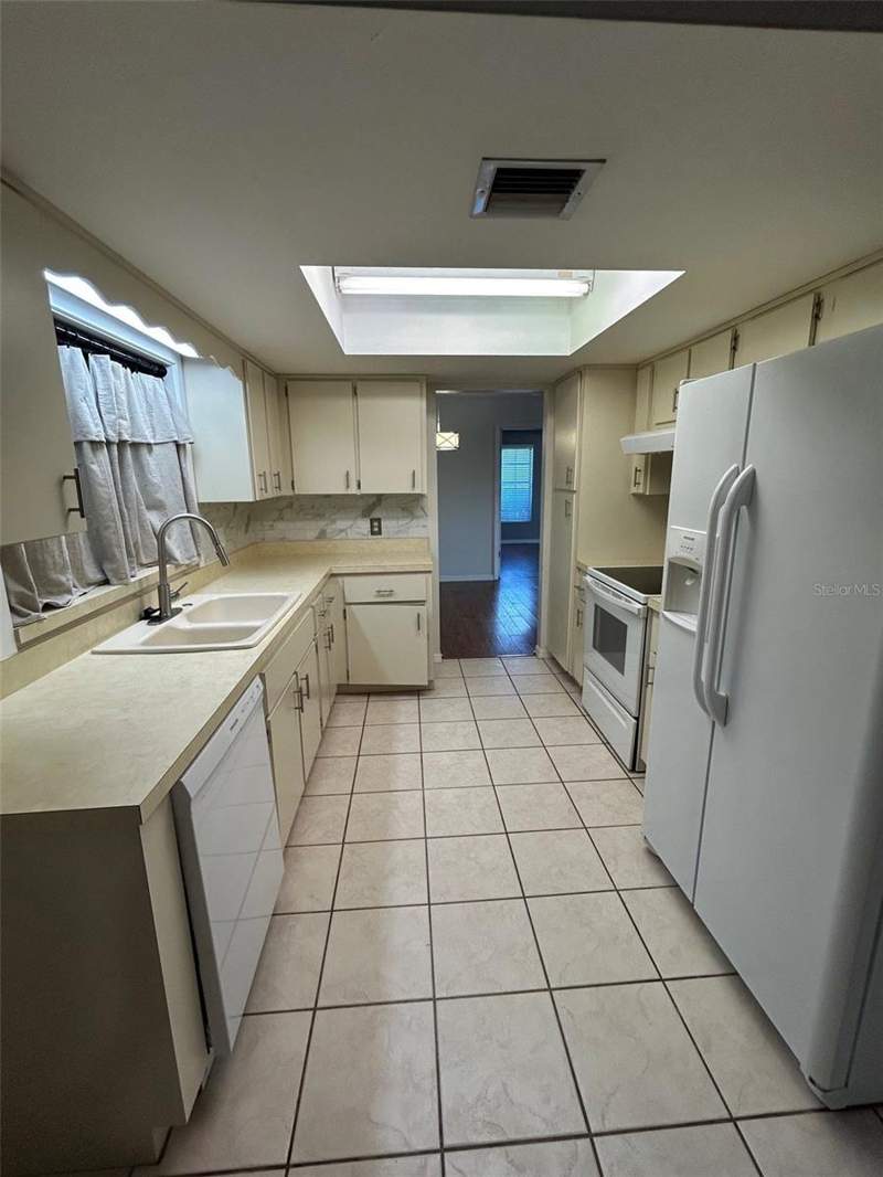 2 bedroom Single Family Residence at 1605 Blackberry Court, Briarcliff, Eustis — photo 5