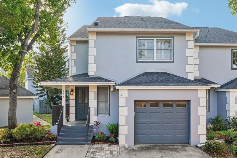 Crowder Manor Condo PhasCondos for Sale in Tampa, FL