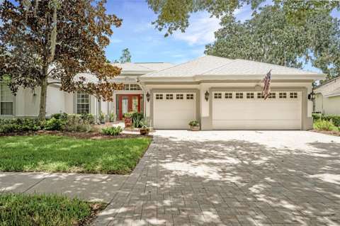 5429 Burnt Hickory Drive, home for sale in Valrico 33596