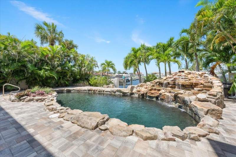 4 bedroom Single Family Residence at 5151 Porpoise Place, Flor A Mar, New Port Richey — photo 4