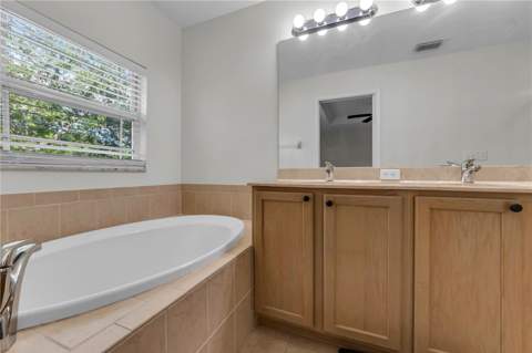 1421 Ridge Terrace, Tarpon Springs FL - photo 21 of 48