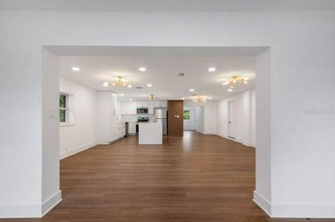 842 Dennis Avenue, Orlando FL - photo 6 of 6