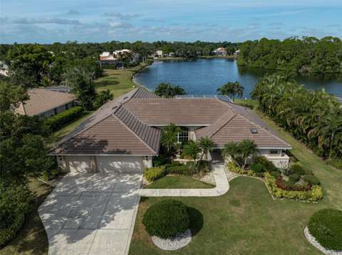 7570 Links Court, home for sale in Sarasota 34243