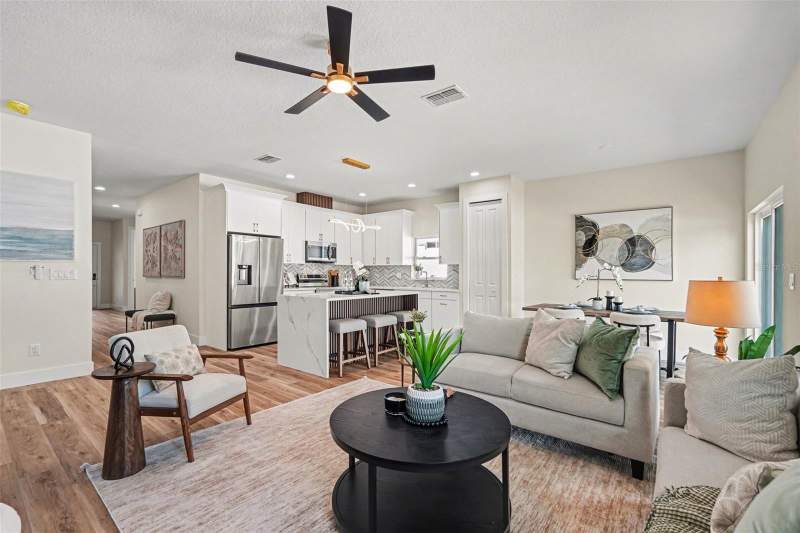 4 bedroom Single Family Residence at 1719 W Perio Street, Tampas North Side Country Clu, Tampa — photo 3