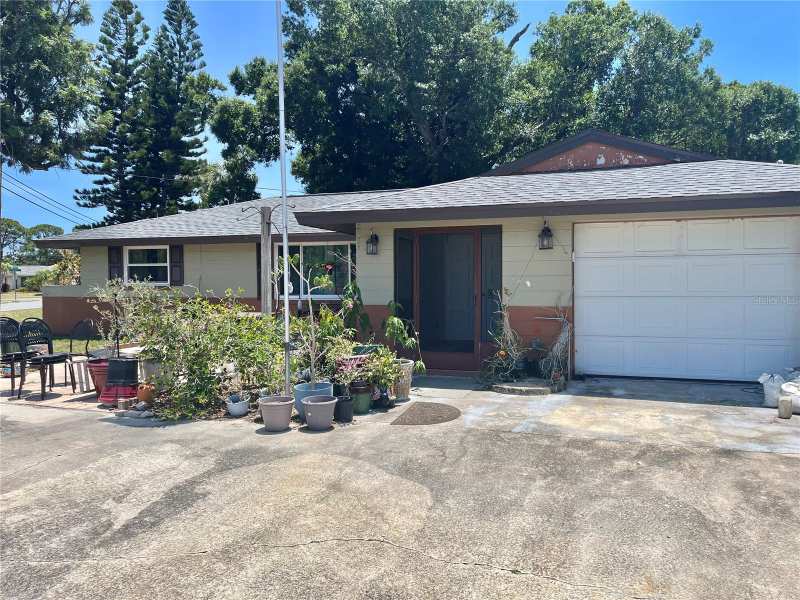 2 bedroom Single Family Residence at 503 S Venice Boulevard, South Venice, Venice — photo 1