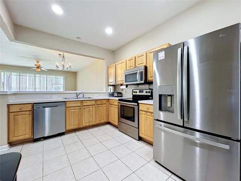 4842 Barnstead Drive, Riverview FL - photo 7 of 33