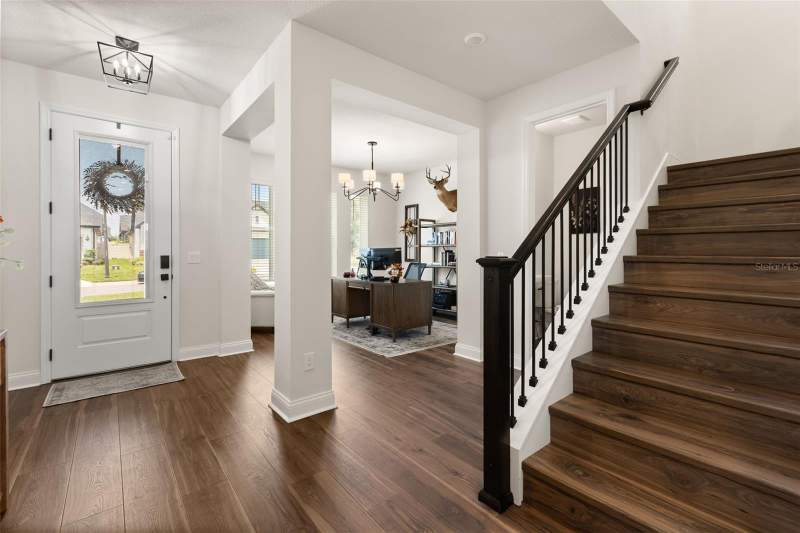 4 bedroom Single Family Residence at 16974 Cedar Valley Circle, Johns Lake North, Clermont — photo 2
