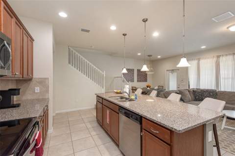 9025 Rhodes Street, Kissimmee FL - photo 11 of 43