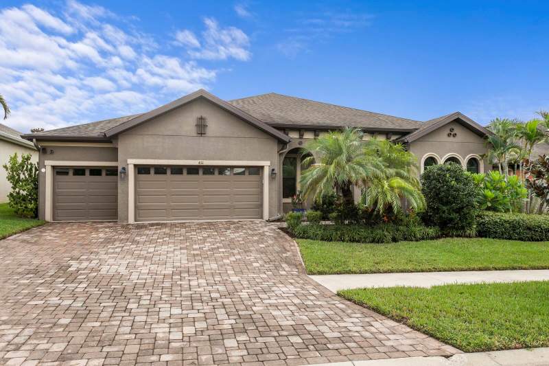 4 bedroom Single Family Residence at 821 Floresta Street, La Collina Ph 1B, Brandon — photo 3