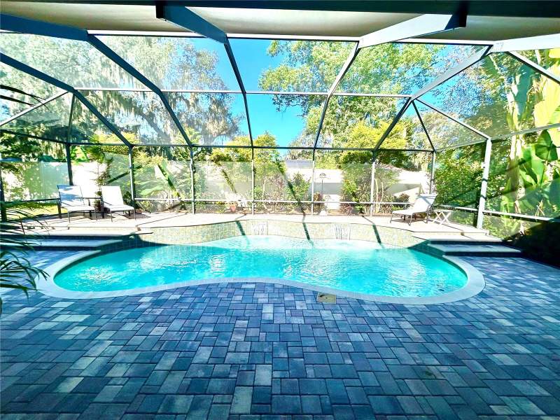 4 bedroom Single Family Residence at 1212 Lorea Lane, Brooker Reserve, Brandon — photo 5